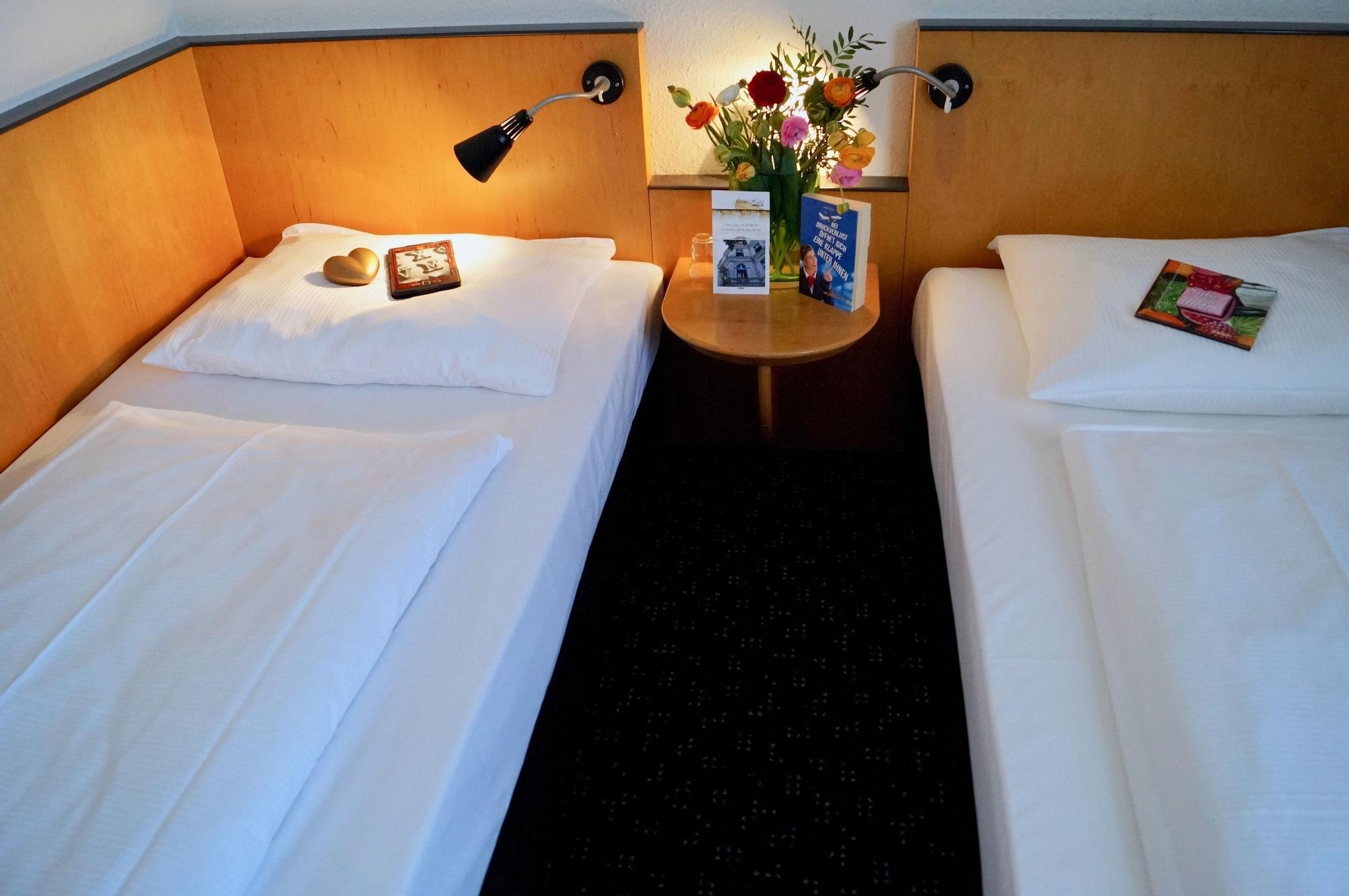 Hostel Grand Urban *