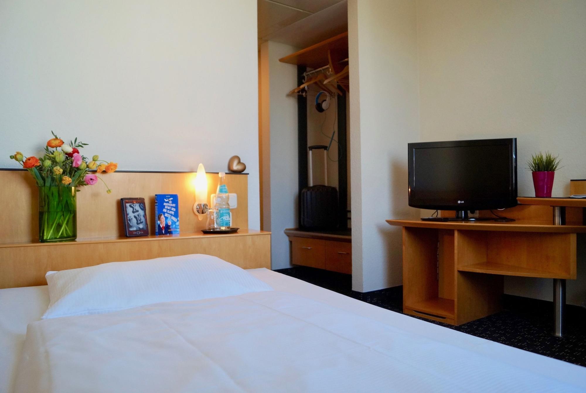 Hostel Grand Urban