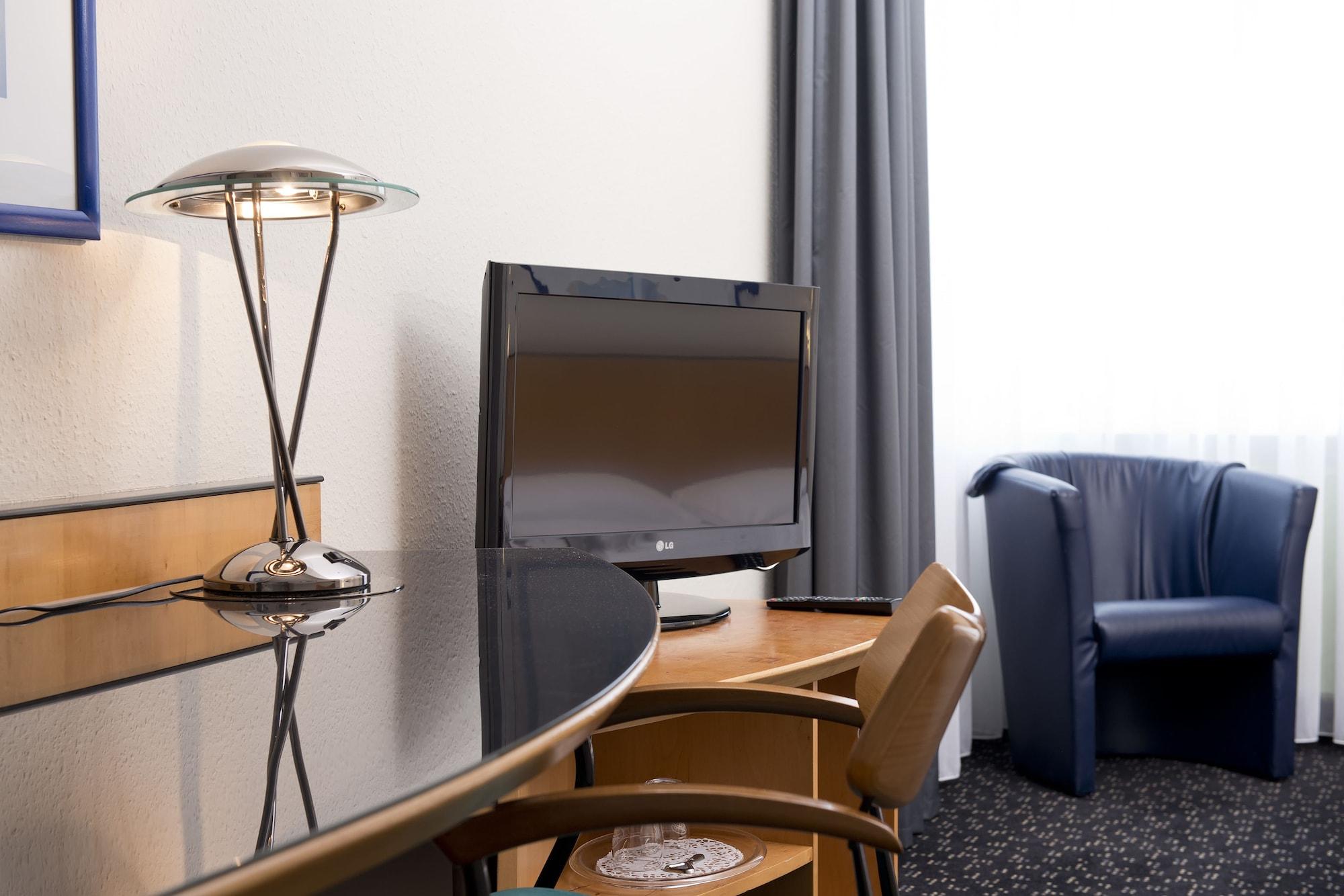 Grand Urban Hostel