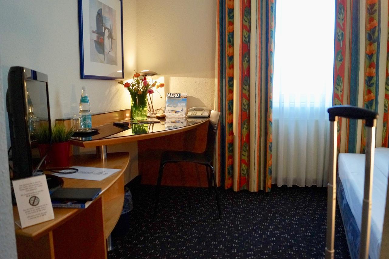 Grand Urban Hostel