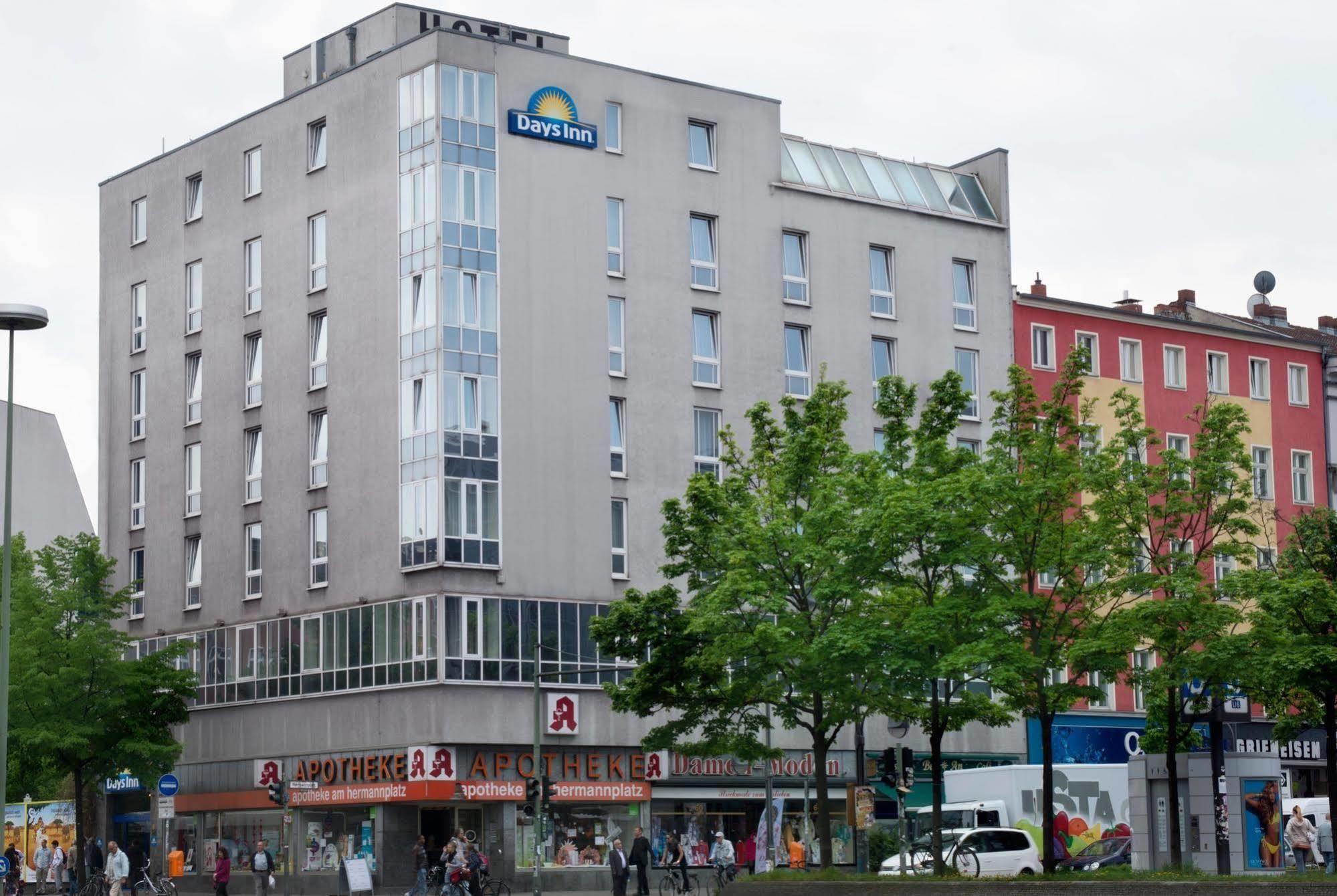 Hostel Grand Urban