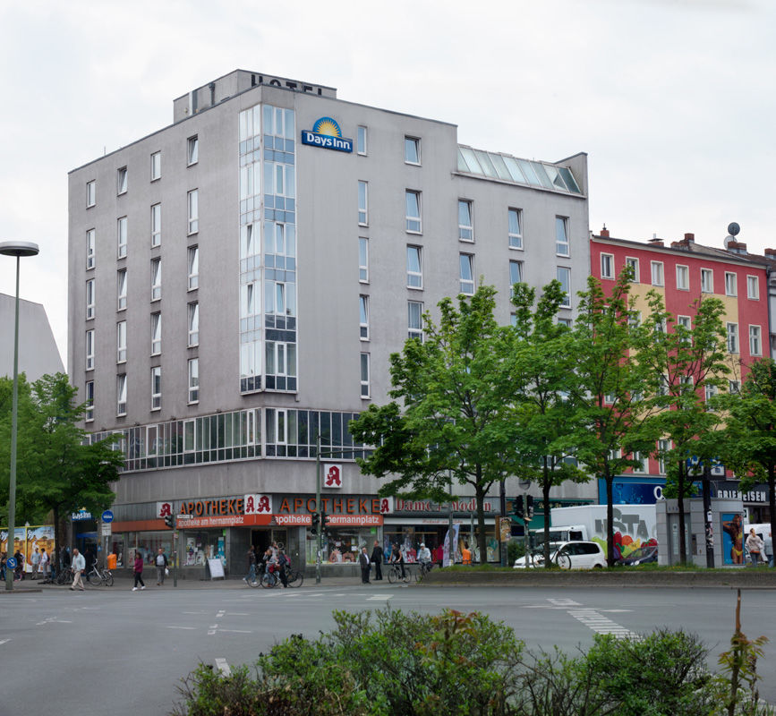 Grand Urban Hostel